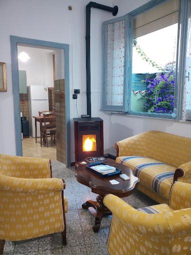 Casa Vacanze Zarinu Orgosolo Exteriér fotografie