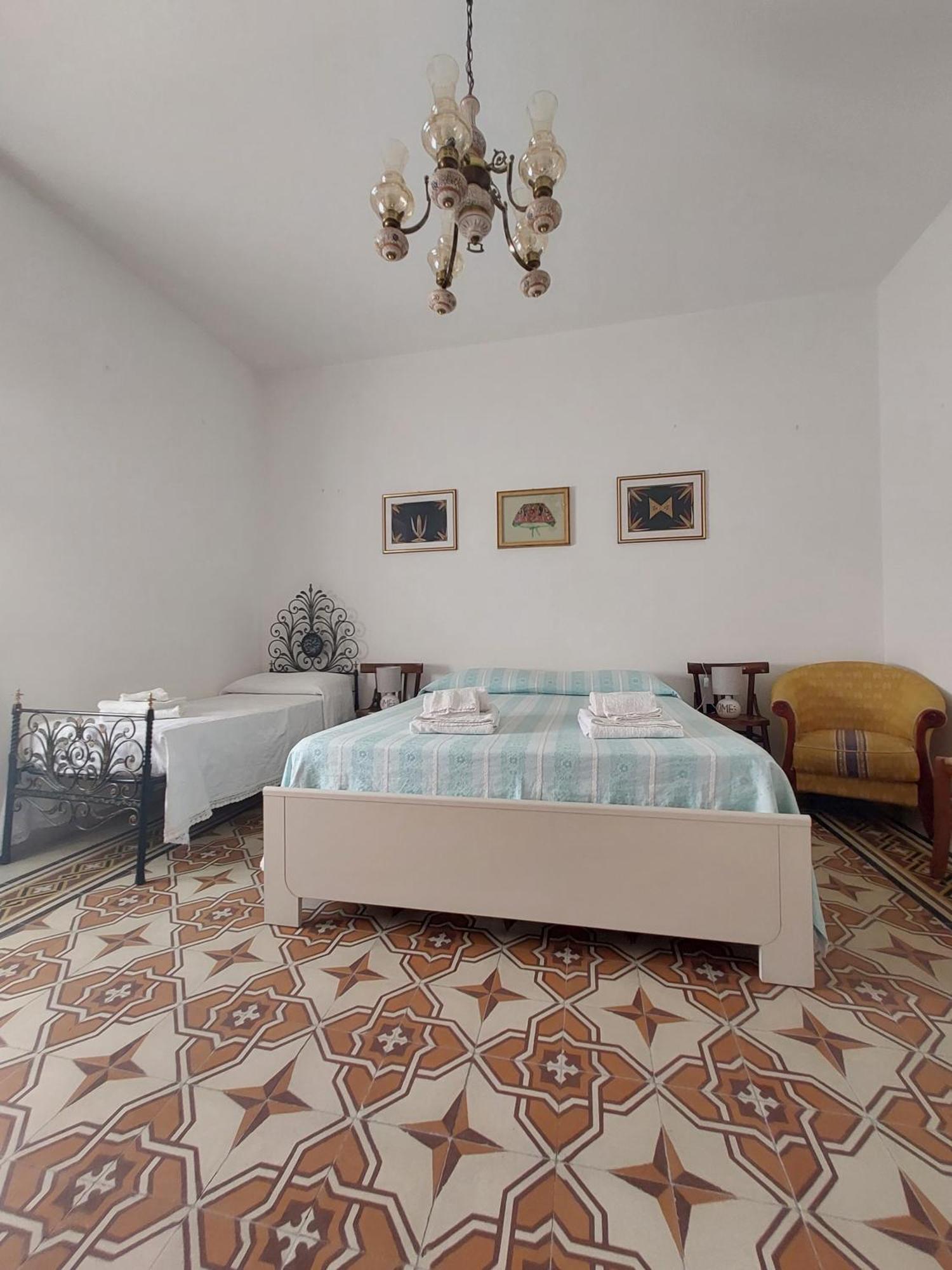 Casa Vacanze Zarinu Orgosolo Exteriér fotografie